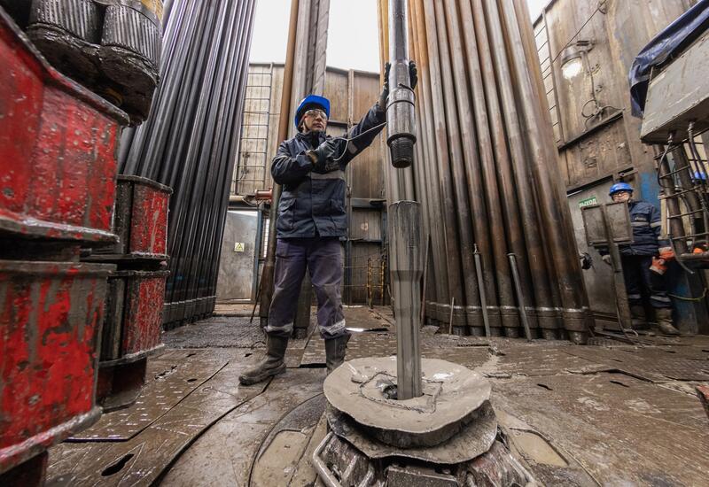 G7 установит уровень потолка цен на российскую нефть