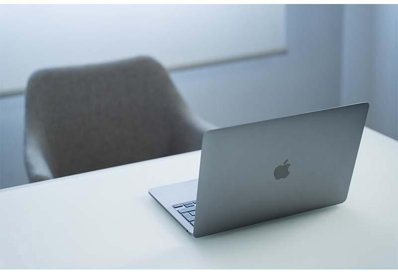 Нужен ли студенту MacBook? Провели опрос среди студентов и собрали лайфхаки о MacBook Air M1