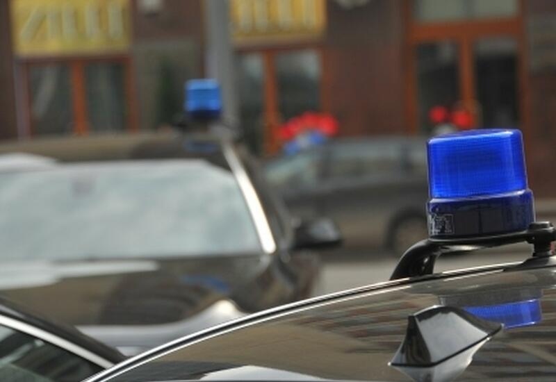 Маленький мальчик на угнанной машине протаранил два автомобиля