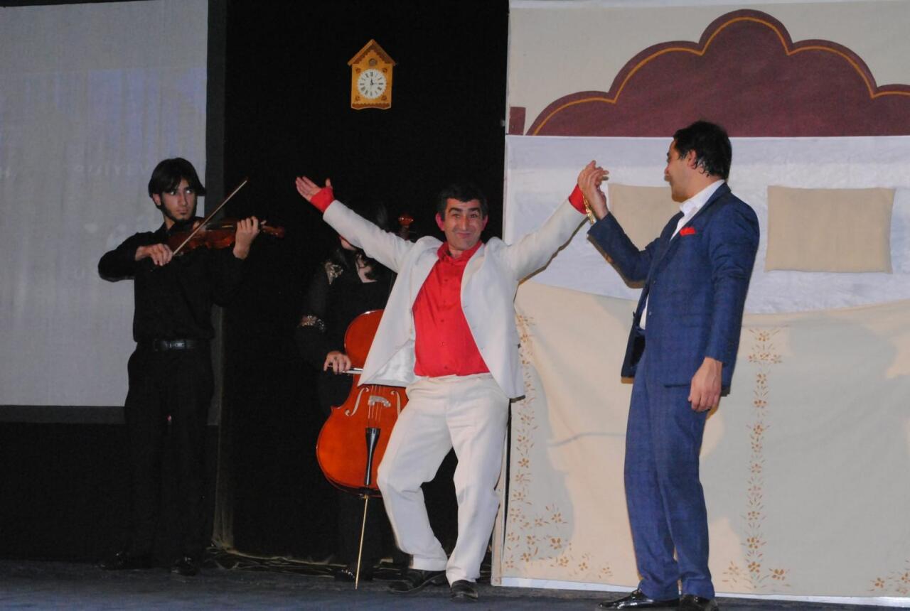 Премьера спектакля "Kimdir müqəssir" в Сумгайытском драмтеатре