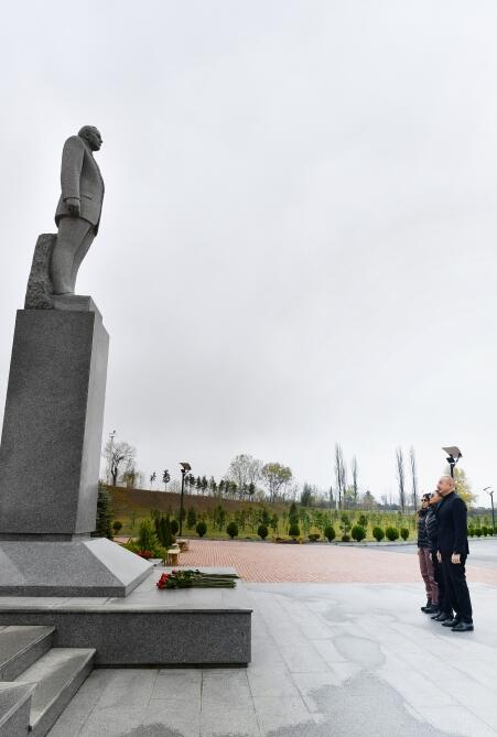 Президент Ильхам Алиев и Первая леди Мехрибан Алиева совершили поездку в Шекинский район