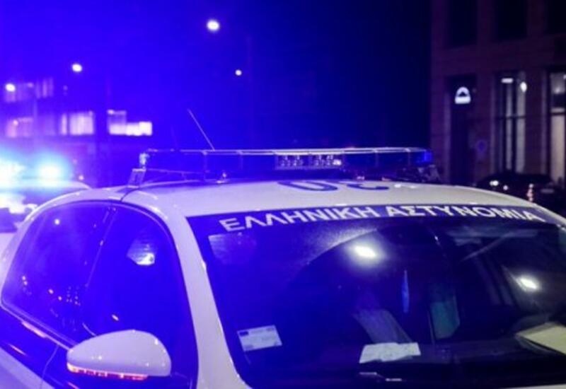 В Афинах подожгли машину посольства Италии