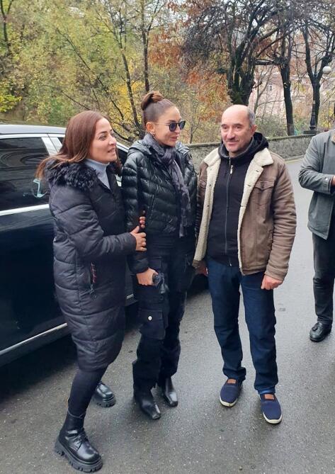Президент Ильхам Алиев и Первая леди Мехрибан Алиева ознакомились с ремонтно-восстановительными работами на территории Национального историко-архитектурного заповедника "Юхары Баш" в городе Шеки