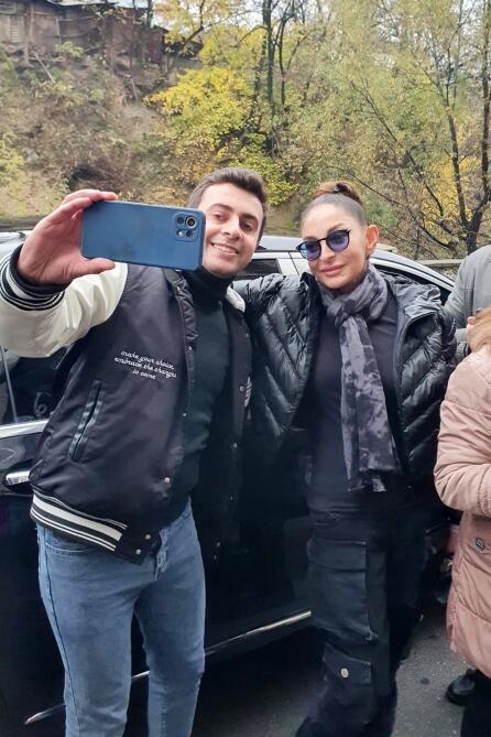 Президент Ильхам Алиев и Первая леди Мехрибан Алиева ознакомились с ремонтно-восстановительными работами на территории Национального историко-архитектурного заповедника "Юхары Баш" в городе Шеки