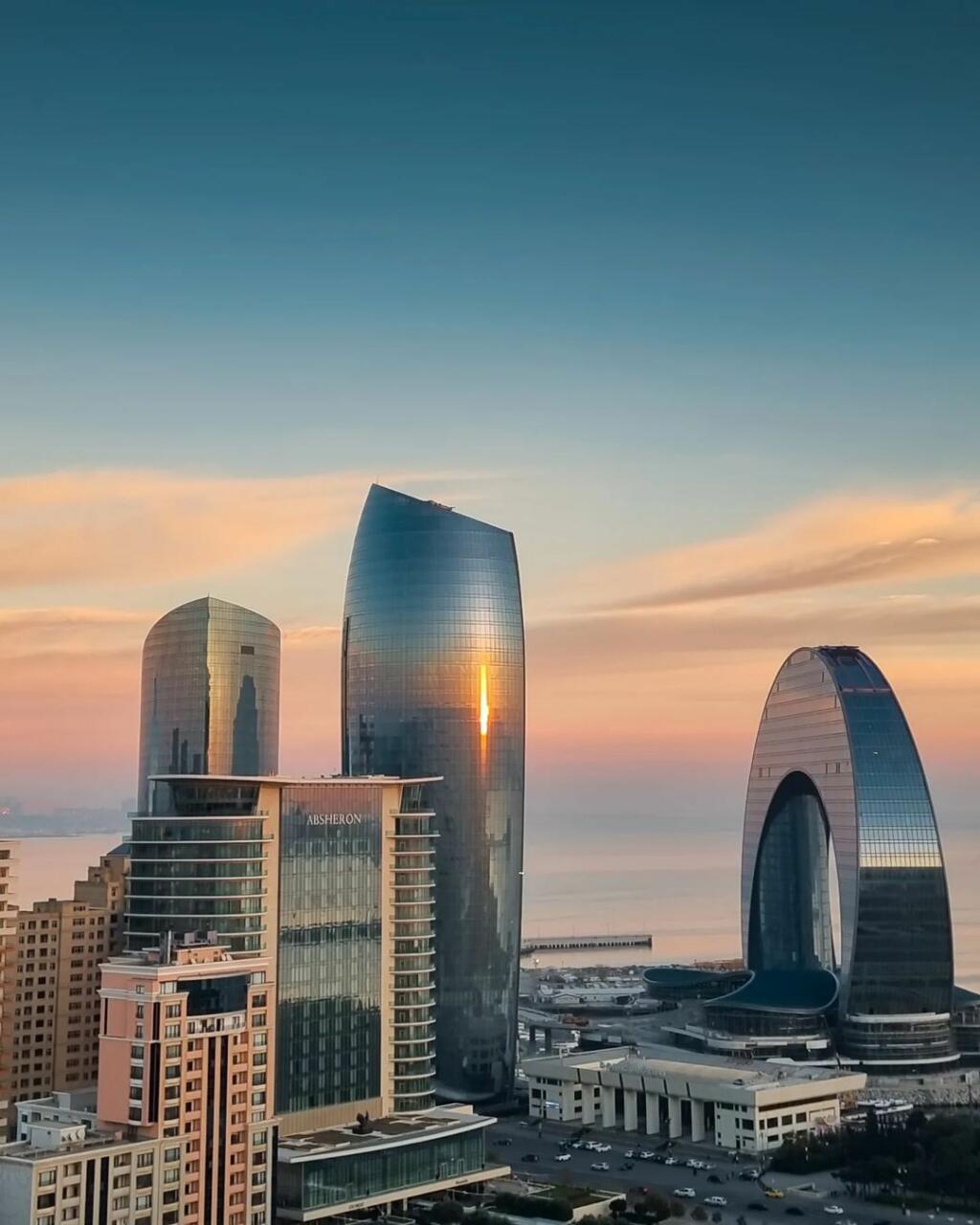 Безумно красивый Баку в блоге Орхана Асланова