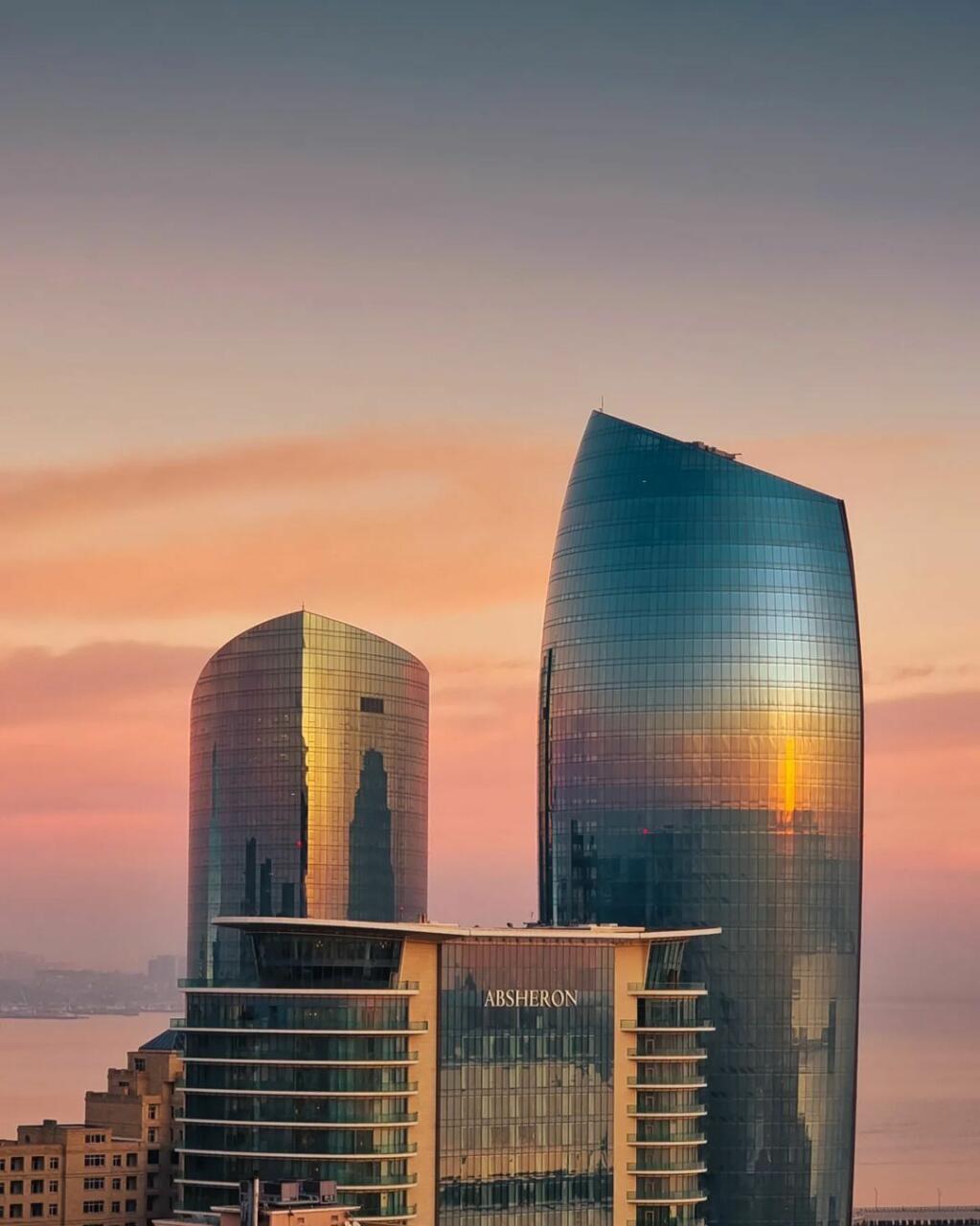 Безумно красивый Баку в блоге Орхана Асланова