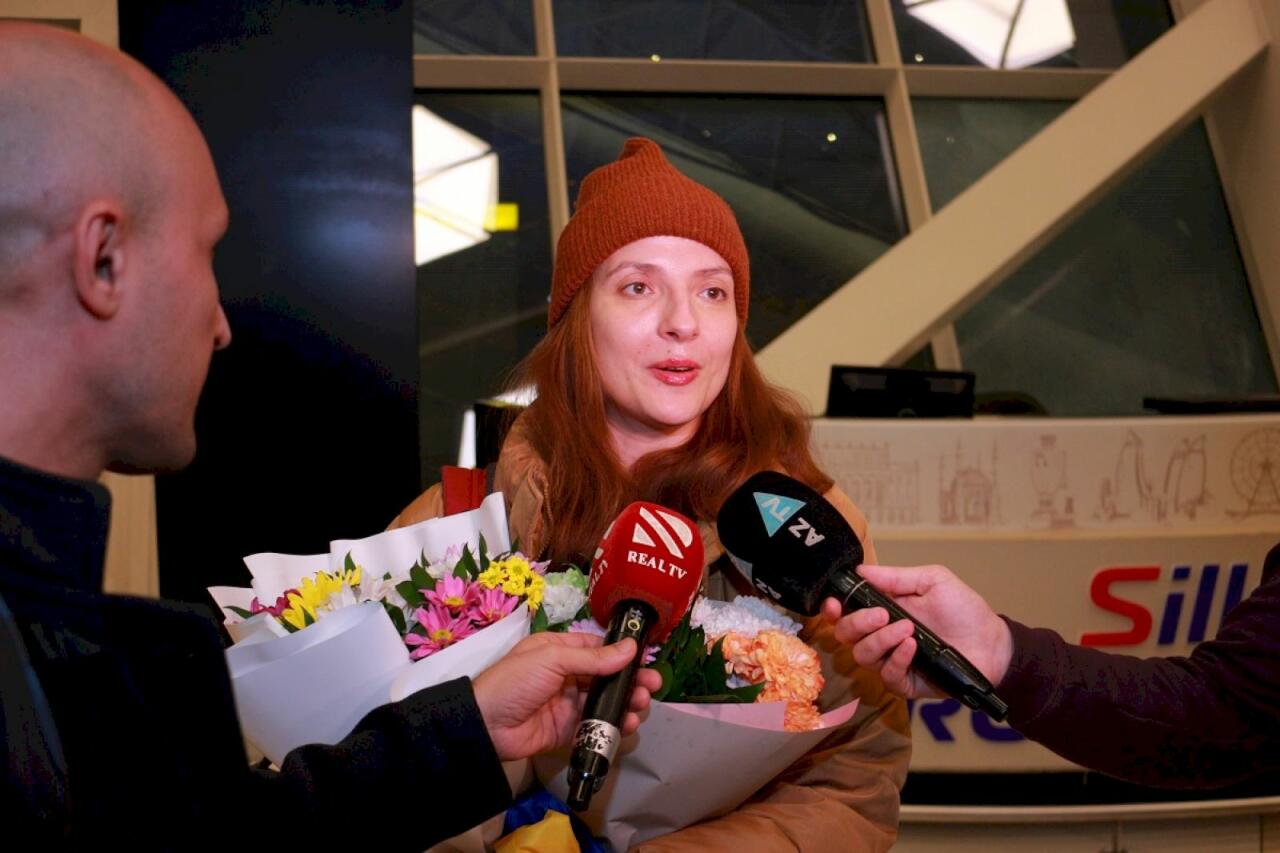 В Баку доставлена группа детей и подростков из Украины