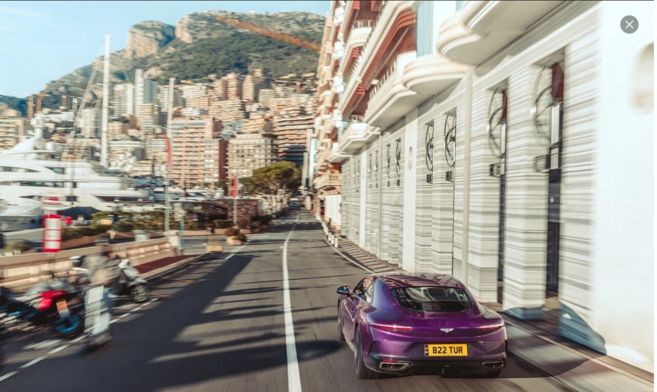 Bentley показала первый серийный Batur