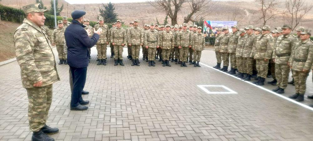 В Карабахе проведены встречи с военнослужащими