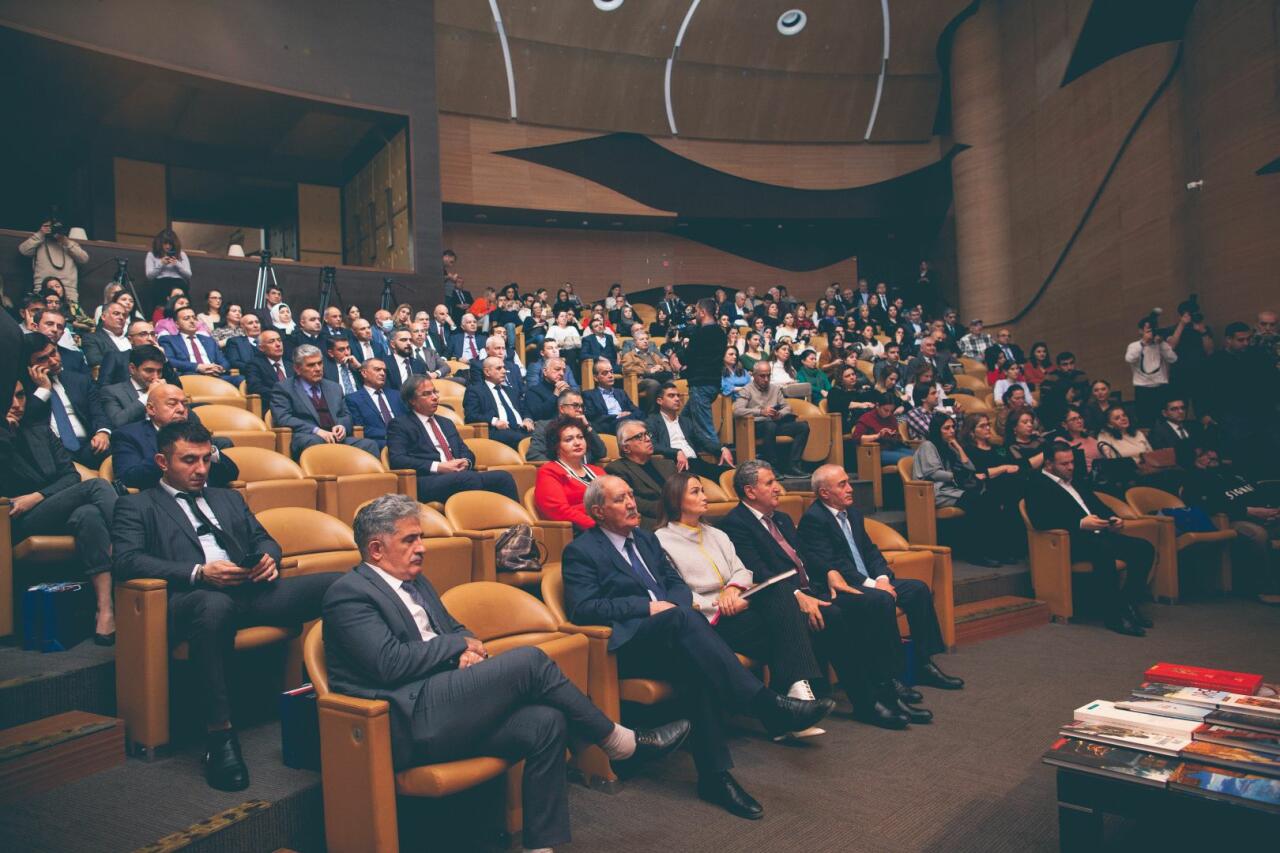 “Şuşa. Zirvədən uca” və “Şuşa. Qarabağın ulduzu” kitablarının təqdimatı baş tutdu
