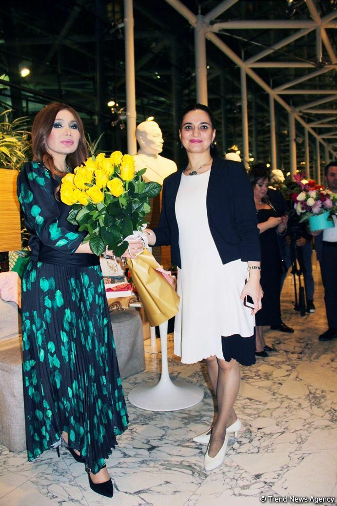 Фахрия Халафова представила коллекцию, посвященную Венеции в рамках Azerbaijan Fashion Week