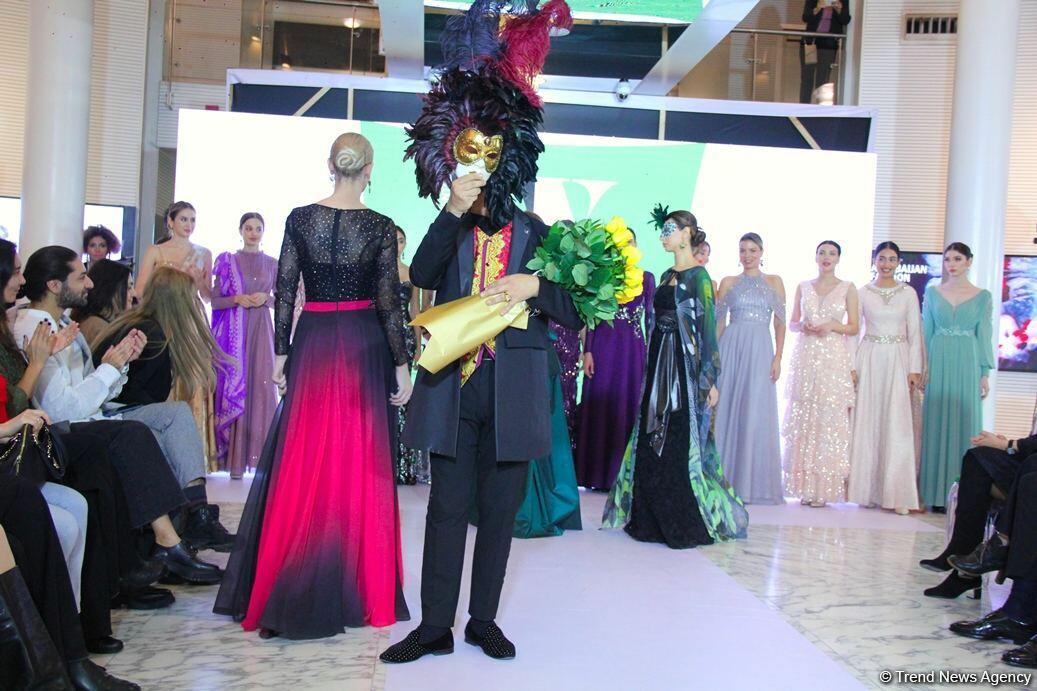 Фахрия Халафова представила коллекцию, посвященную Венеции в рамках Azerbaijan Fashion Week