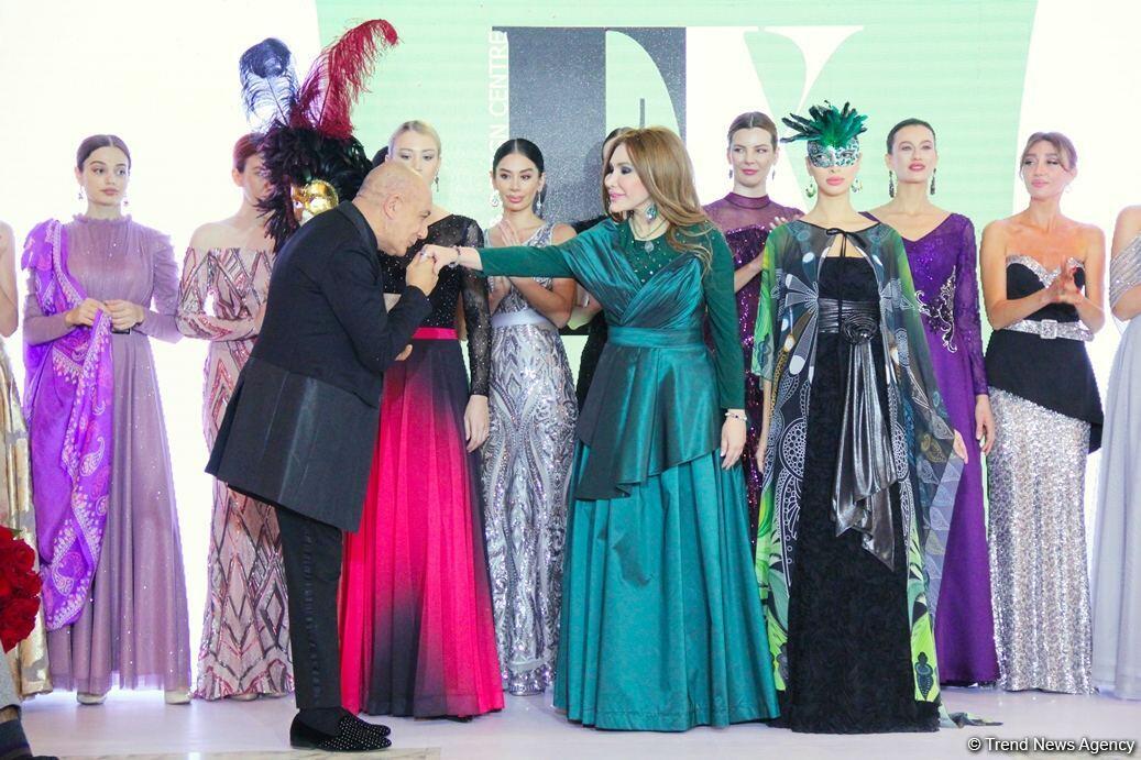 Фахрия Халафова представила коллекцию, посвященную Венеции в рамках Azerbaijan Fashion Week