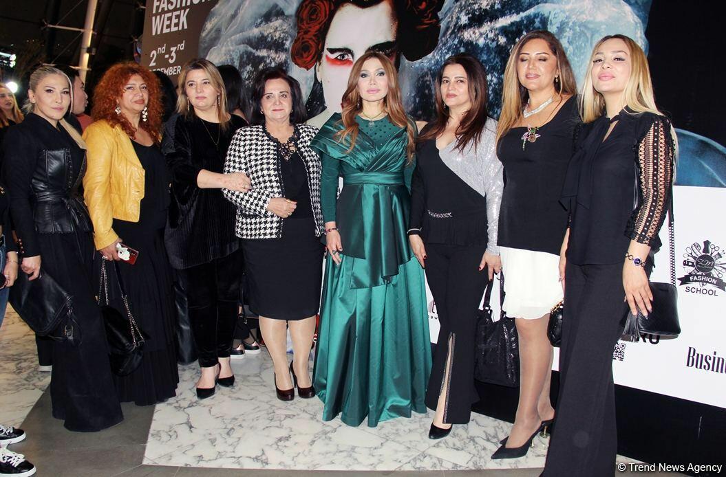 Фахрия Халафова представила коллекцию, посвященную Венеции в рамках Azerbaijan Fashion Week