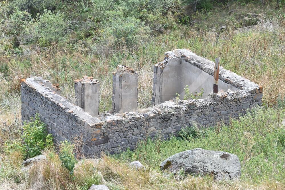 Разрушенное село Армудлу Кяльбаджарского района