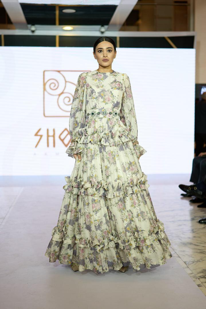 Azerbaijan Fashion Week 2022 – от одеяний кочевников и элегантных хиджабов до волшебной птицы Хумо