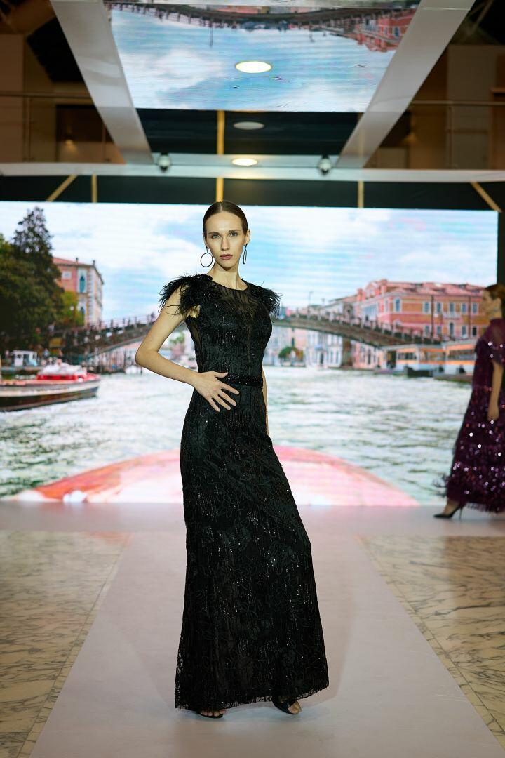 Azerbaijan Fashion Week 2022 – от одеяний кочевников и элегантных хиджабов до волшебной птицы Хумо