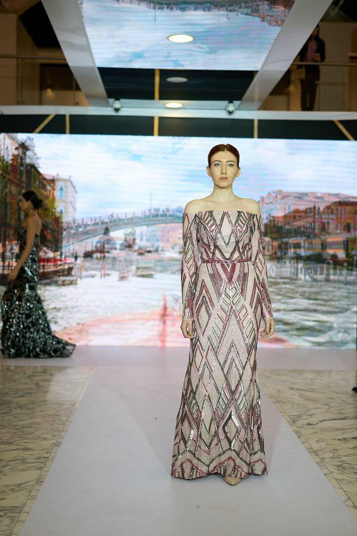 Azerbaijan Fashion Week 2022 – от одеяний кочевников и элегантных хиджабов до волшебной птицы Хумо