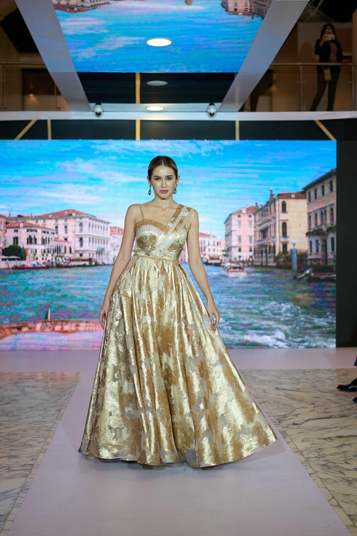 Azerbaijan Fashion Week 2022 – от одеяний кочевников и элегантных хиджабов до волшебной птицы Хумо