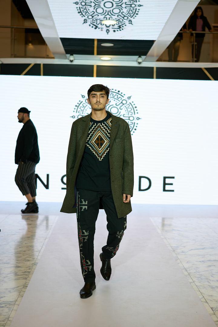 Azerbaijan Fashion Week 2022 – от одеяний кочевников и элегантных хиджабов до волшебной птицы Хумо