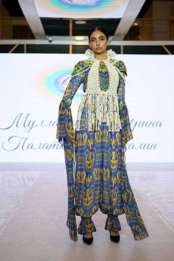 Azerbaijan Fashion Week 2022 – от одеяний кочевников и элегантных хиджабов до волшебной птицы Хумо
