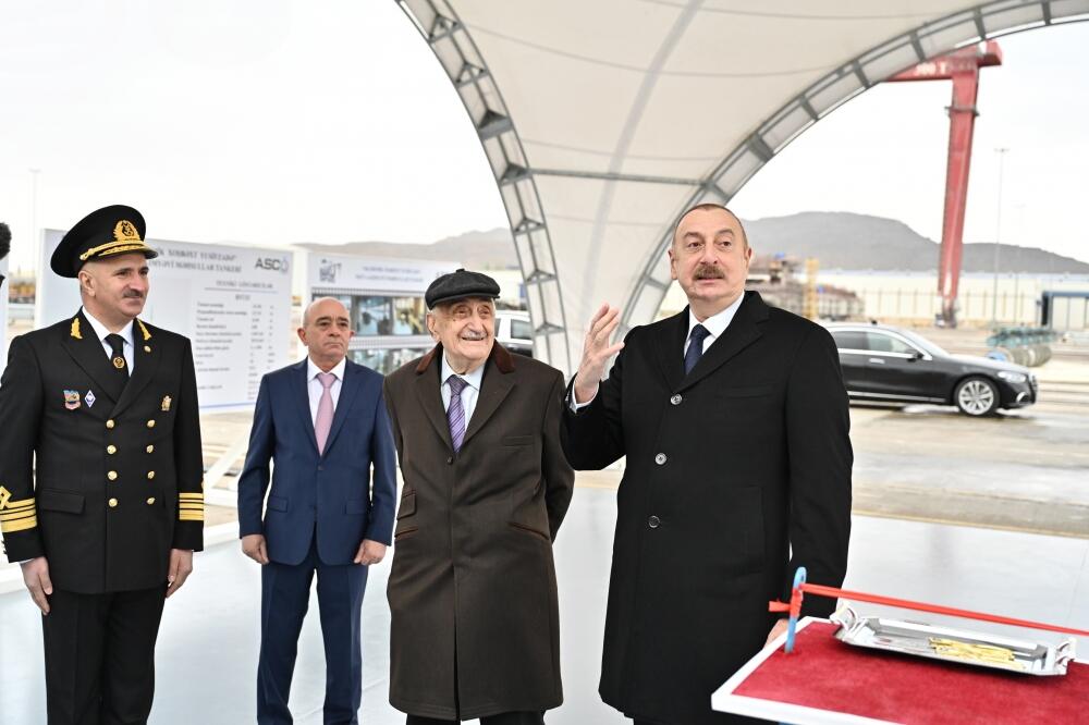 Президент Ильхам Алиев принял участие в церемонии сдачи в эксплуатацию танкера "Академик Хошбахт Юсифзаде"