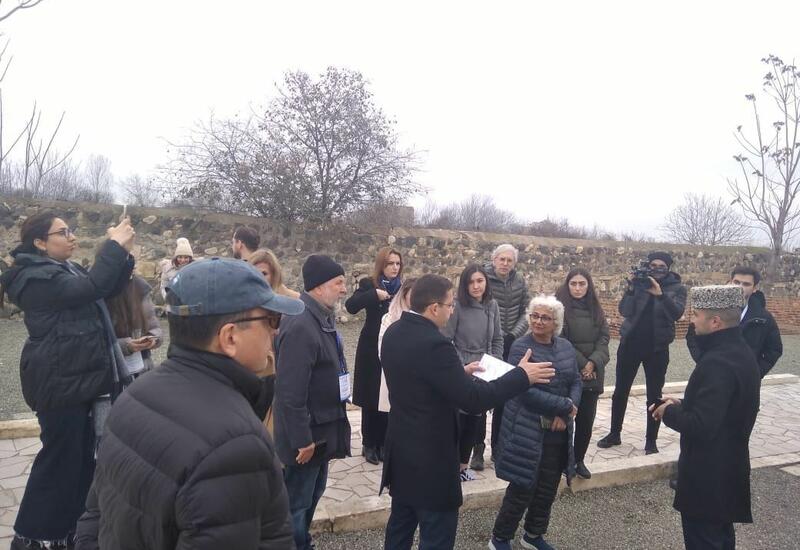 Руководство ИКОМОС и зарубежные эксперты по культурному наследию посетили Карабах