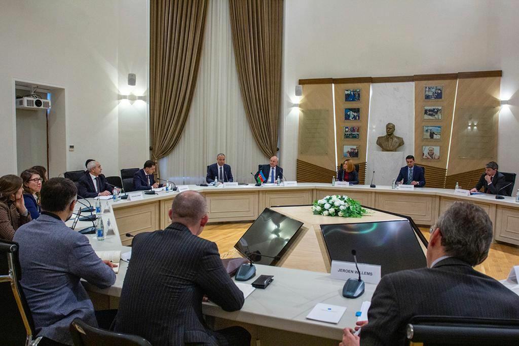 Azərbaycanla Aİ arasında enerji sahəsində əməkdaşlıq müzakirə edilib