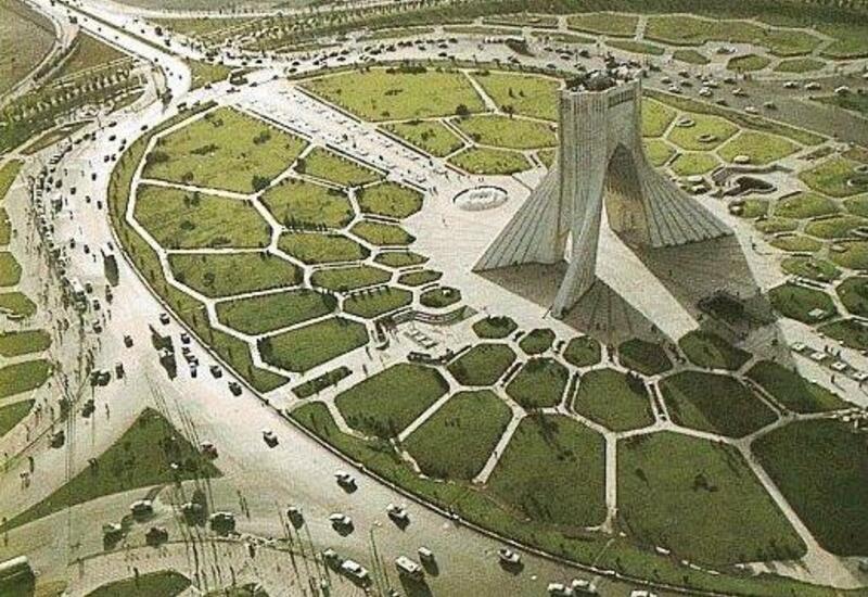 Стрельба близ центральной площади Тегерана
