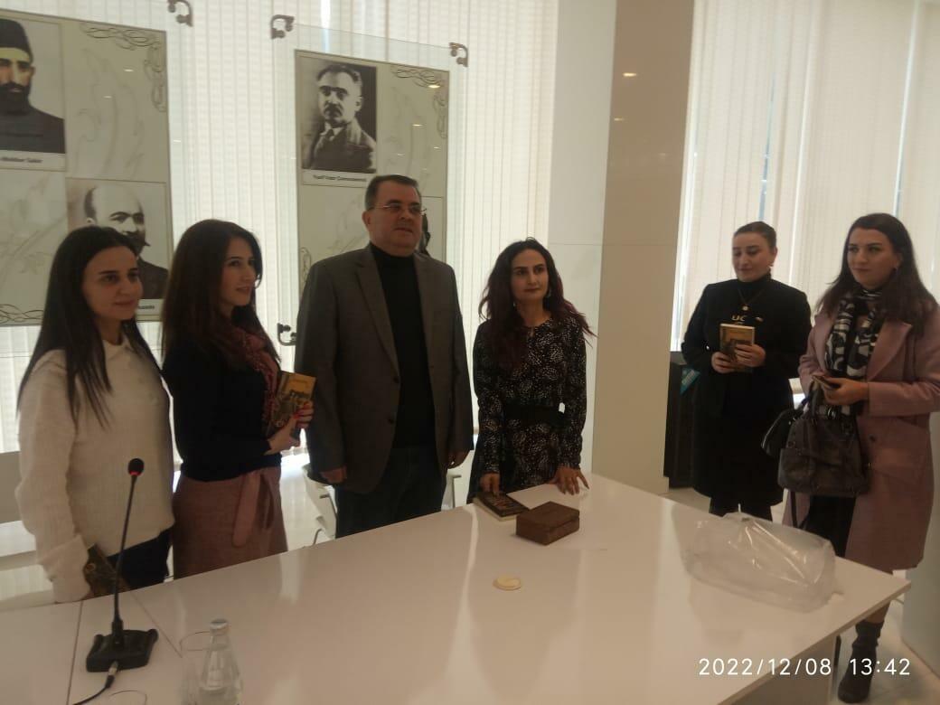 Yunus Oğuzun “Cığır” romanı Sumqayıt Poeziya Evində