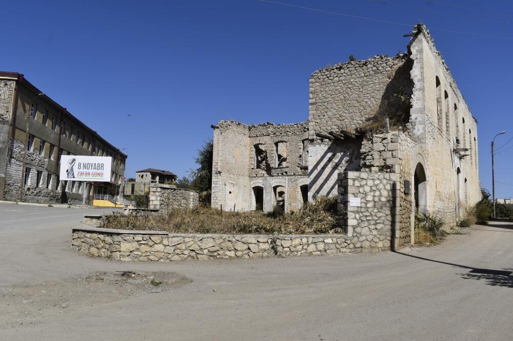 Квартал Сеидли в Шуше, подвергшийся армянскому вандализму