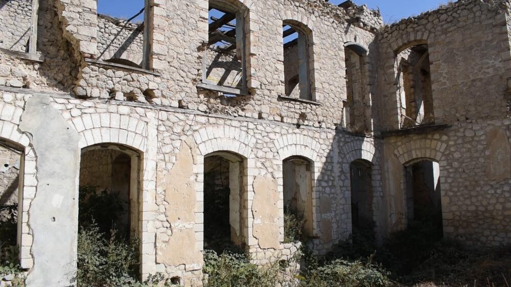 Квартал Сеидли в Шуше, подвергшийся армянскому вандализму