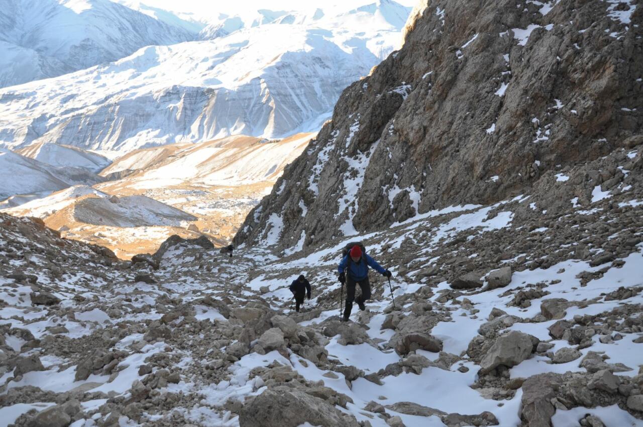 Совершено восхождение на пик "Гейдар зирвеси" в память о великом лидере Гейдаре Алиеве