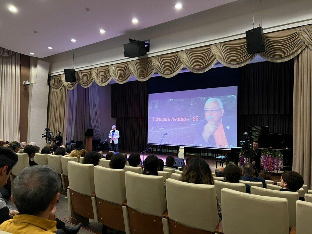 В Баку отметили 65-летие народного артиста Сардара Фараджева