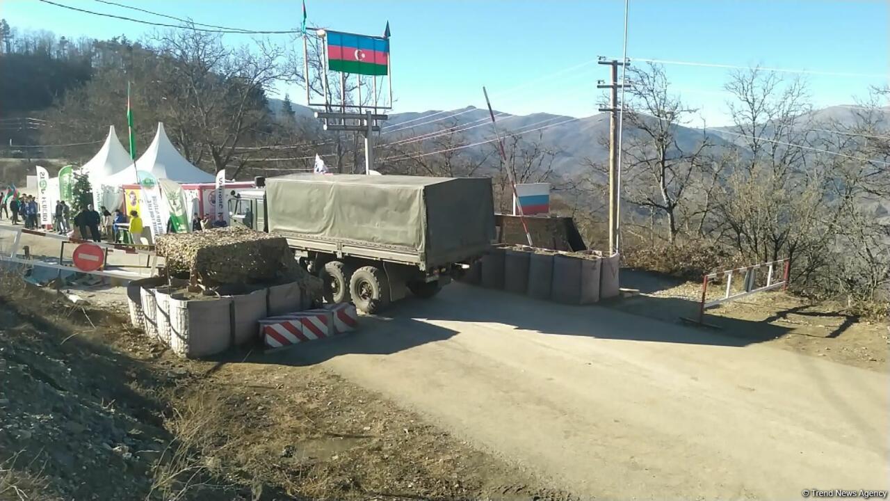 Sülhməramlılara aid növbəti təminat avtomobili Laçın yolundan keçib