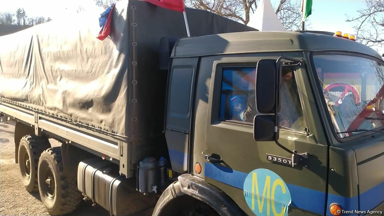 По Лачинской дороге проехали 15 машин