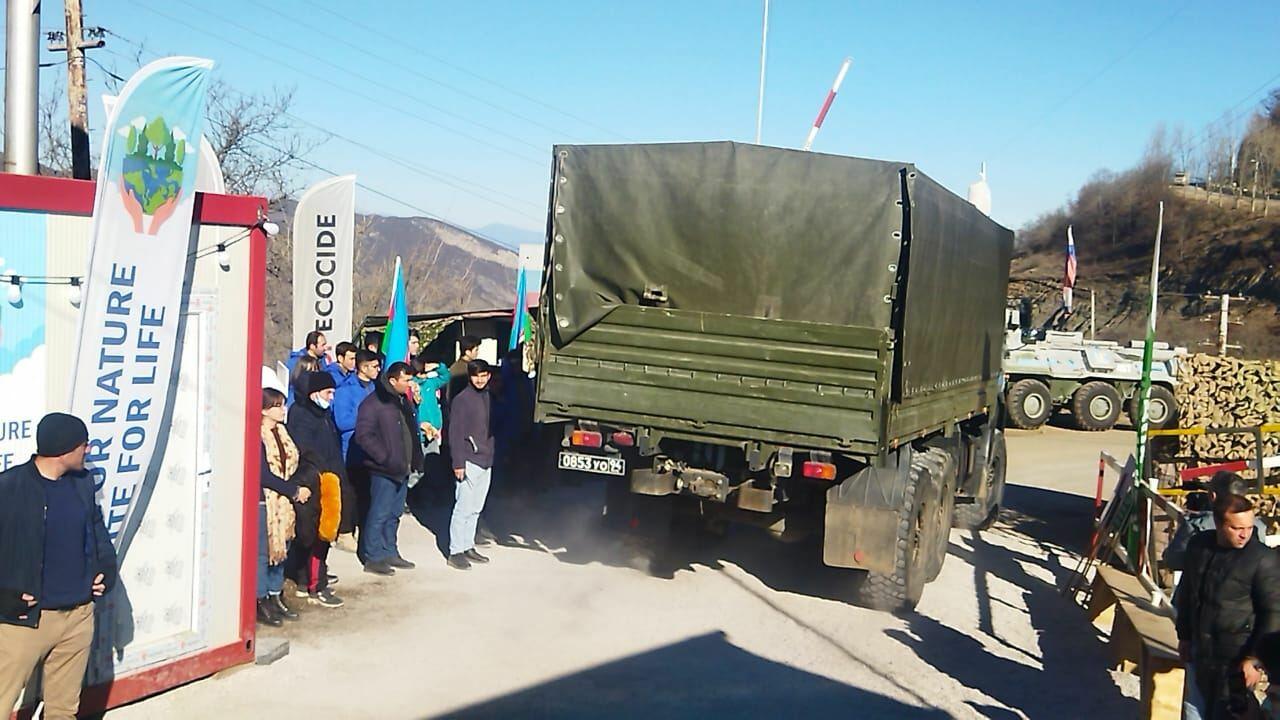 Sülhməramlılara aid növbəti təminat maşını Laçın yolundan keçib
