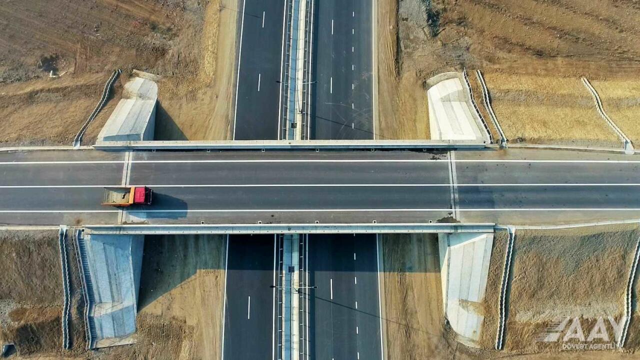 Завершилось строительство на одном участке дороги Гянджа-Газах-Грузия