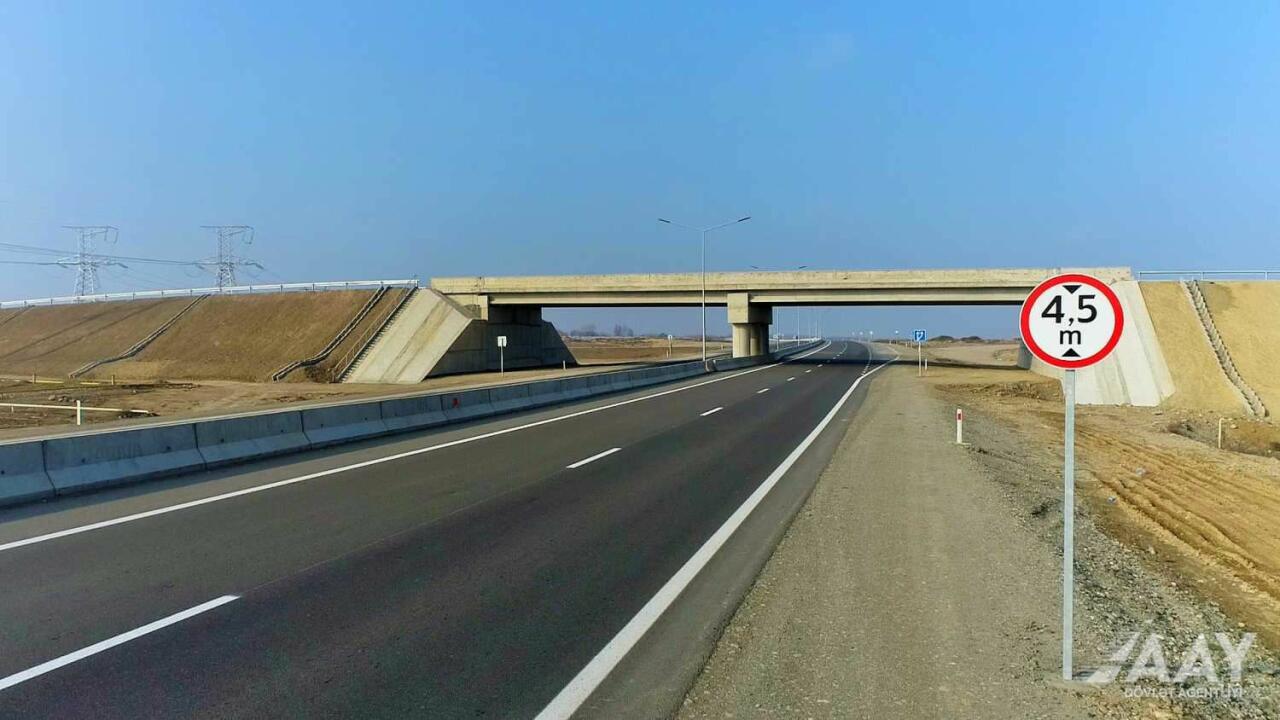 Завершилось строительство на одном участке дороги Гянджа-Газах-Грузия