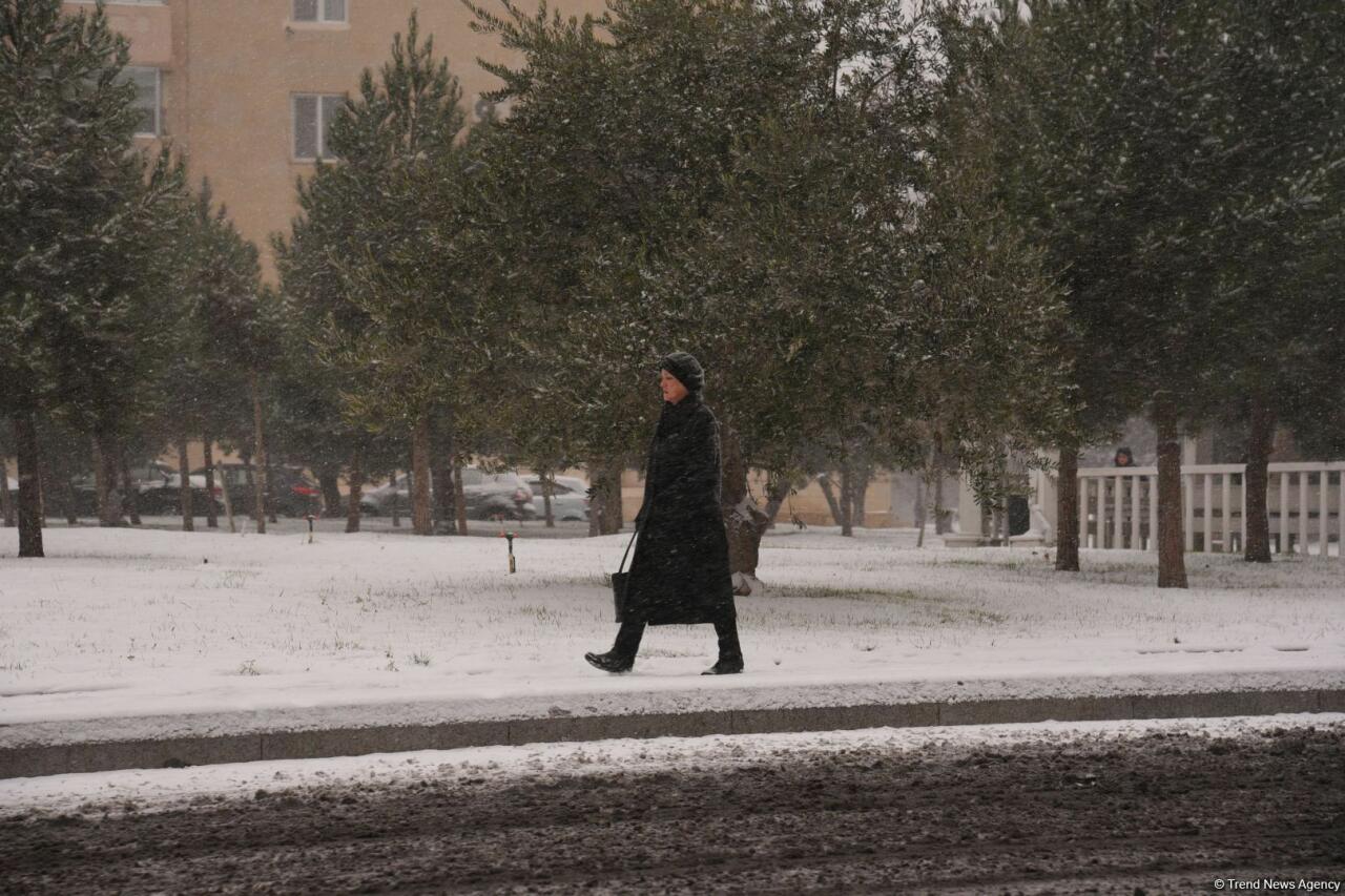 Заснеженный Баку
