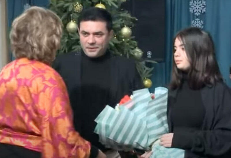 Rəvan Qarayev ilk evliliyindən olan qızını üzə çıxardı