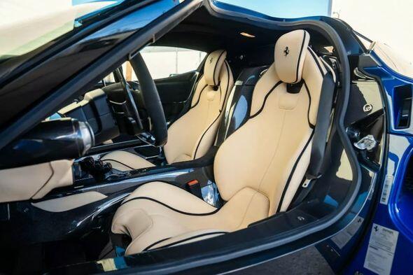 Уникальную Ferrari выставили на торги