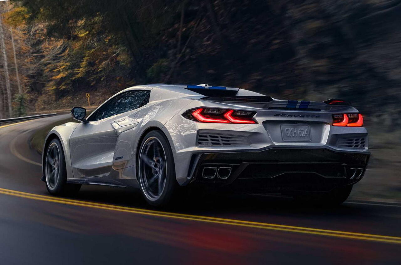 Представлен первый полноприводный Chevrolet Corvette