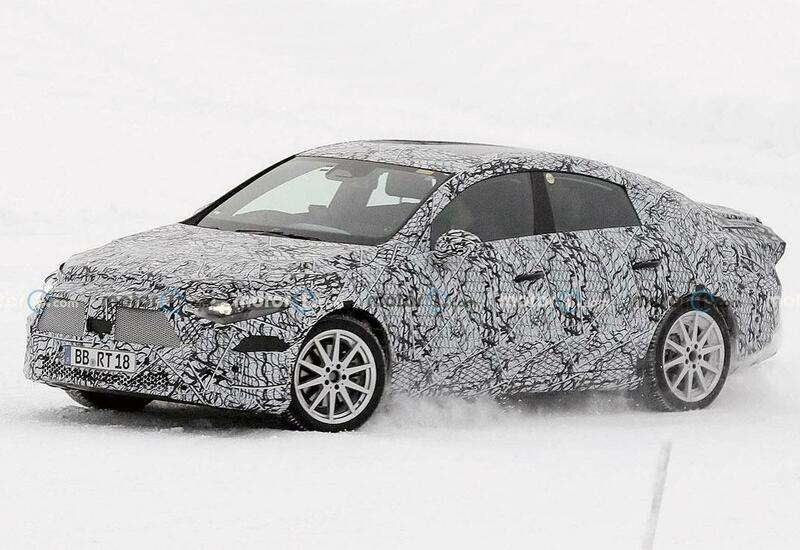 Mercedes-Benz начал тестировать новый электроседан на морозе