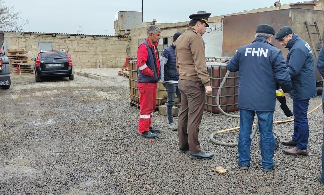 В Баку предотвращена незаконная продажа нефтепродуктов