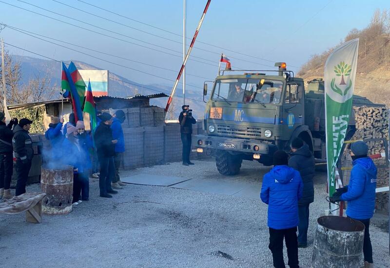 Rusiya sülhməramlılarına aid daha 2 avtomobil Laçın yolundan keçib