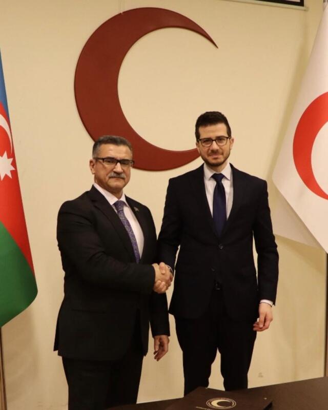 AzQAC, Beynəlxalq Qızıl Xaç və Qızıl Aypara Cəmiyyətləri Federasiyası və İsrailin Azərbaycandakı səfirliyi arasında üçtərəfli görüş keçirilib