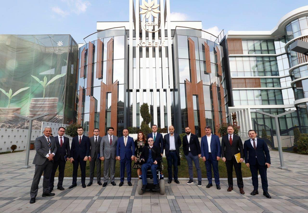 KOBİA yanında İctimai Şuranın üzvləri “Bakı KOB evi”ndə olublar
