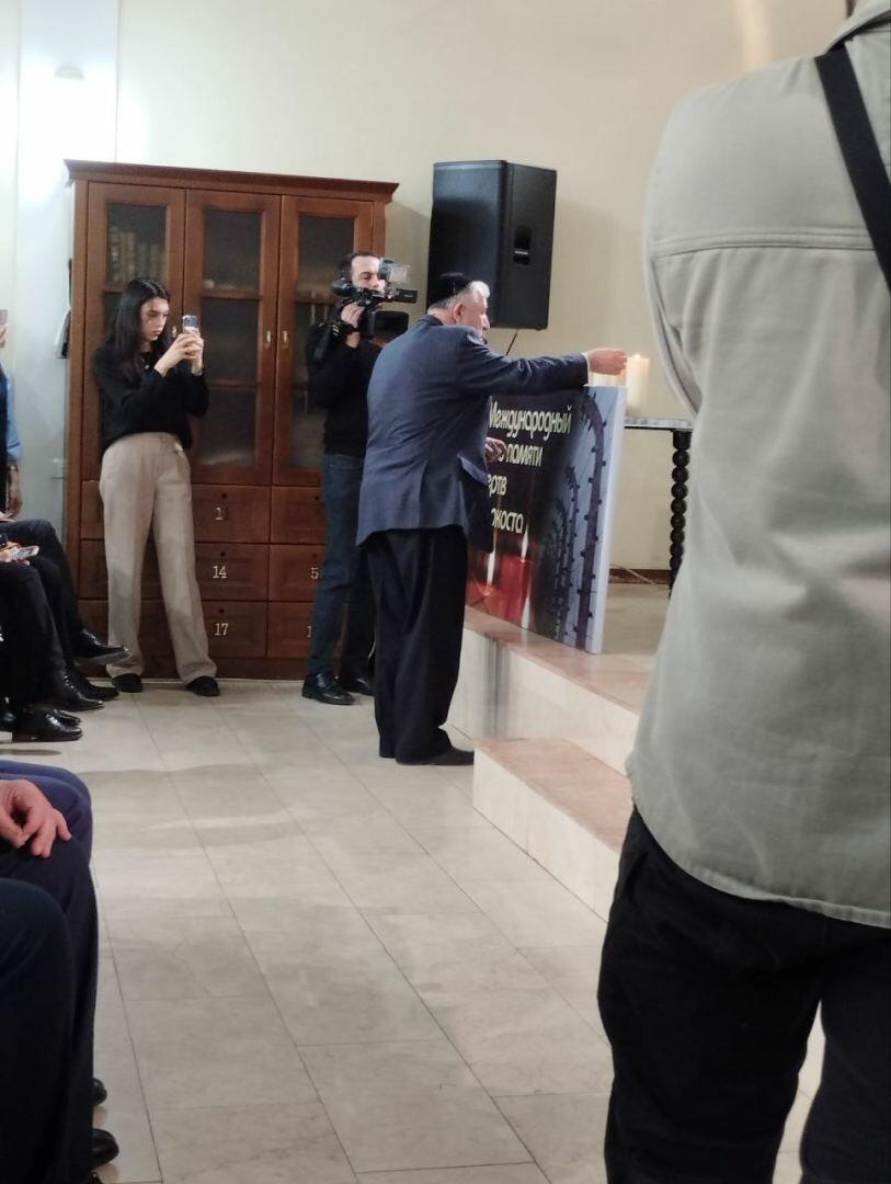 В синагоге европейских евреев Баку прошел День памяти жертв Холокоста