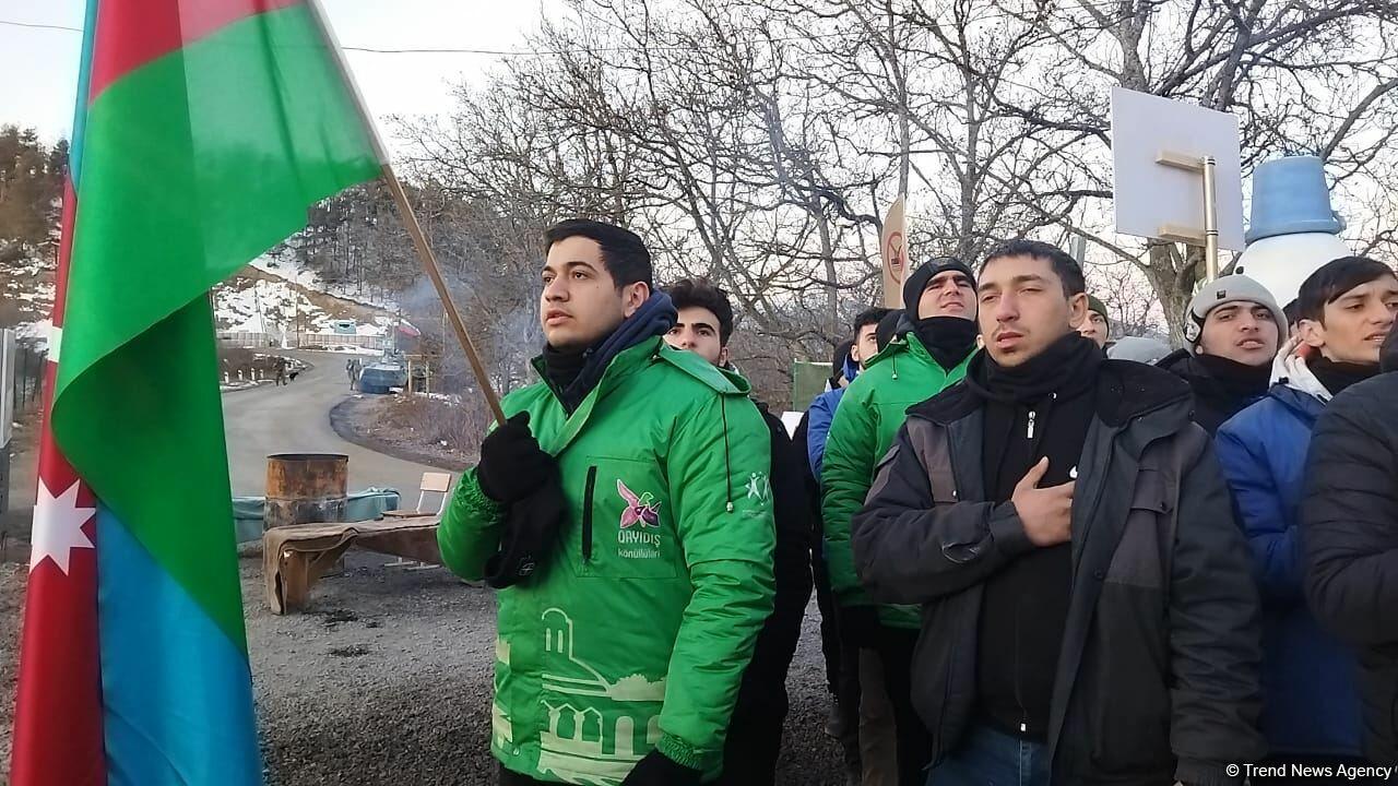 Акция азербайджанских экоактивистов на Лачинской дороге продолжается уже 47-й день